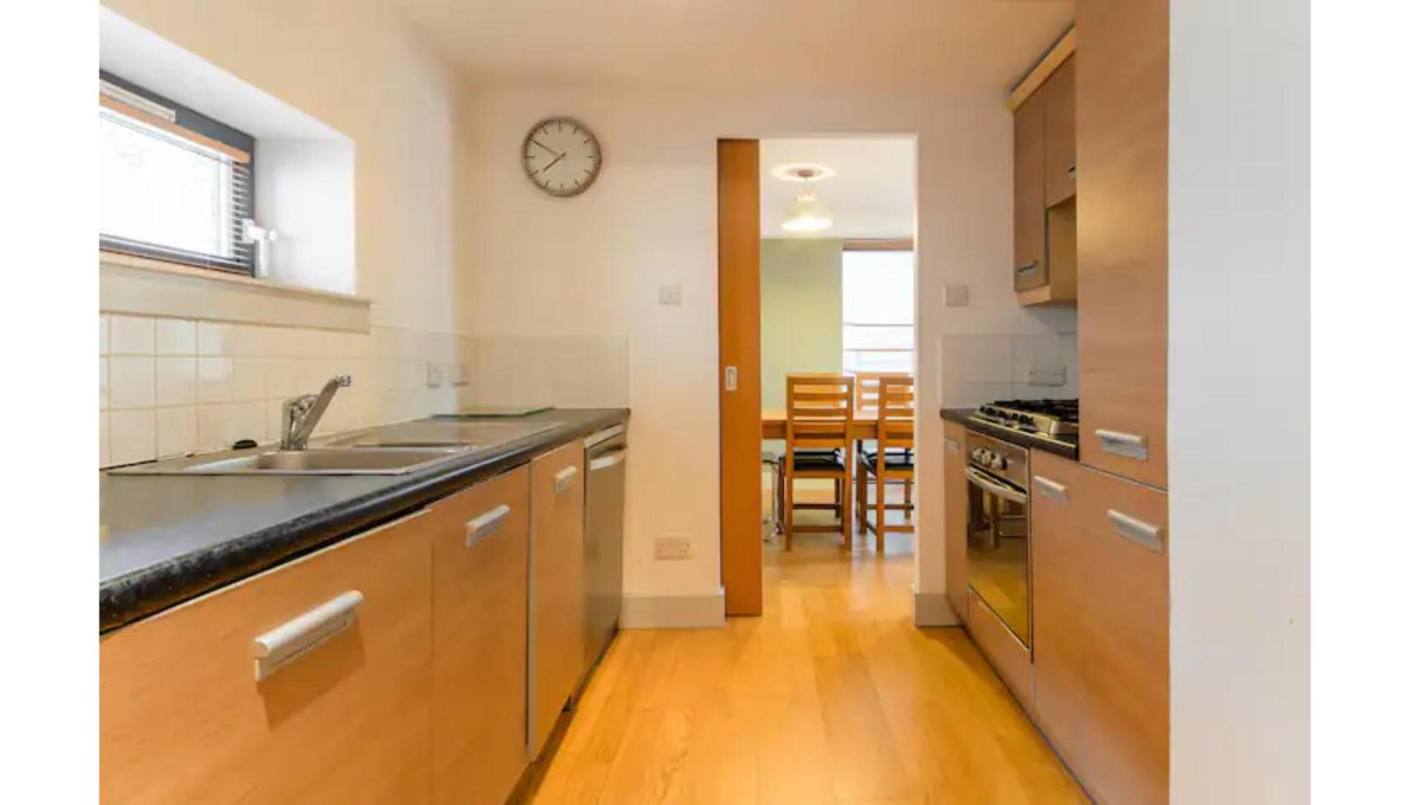 Modern Flat In The Middle Of Old Town Edimburgo Exterior foto